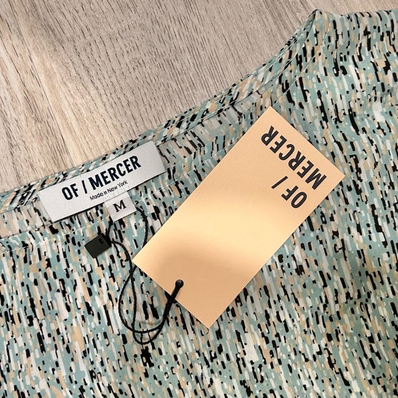 NWT Of Mercer Sleeveless Shift Dress Lightweight Blue Abstract Belted Size M - Picture 2 of 8